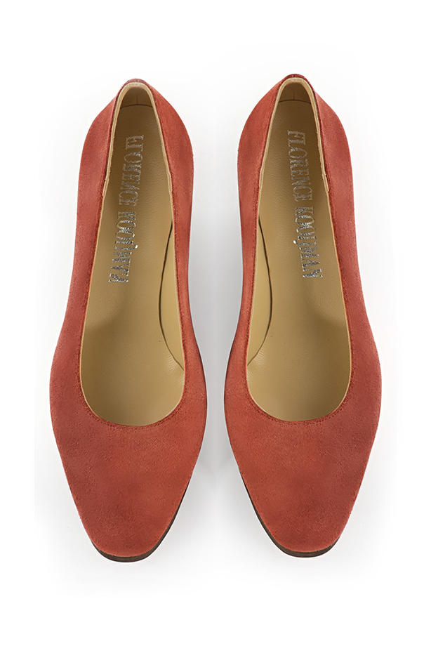 Terracotta orange women's dress pumps, with a round neckline. Round toe. Medium wedge heels. Top view - Florence KOOIJMAN